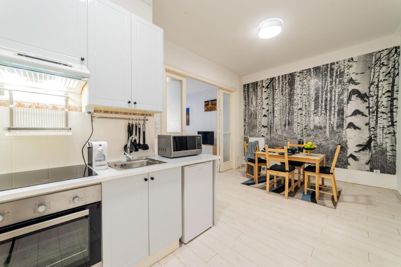 Del Mar Apartment บูดาเปสต์ ภายนอก รูปภาพ